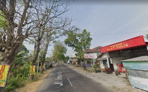 Lelang 3 Ruko Gandeng Jl. Imam Bonjol, Madiun, Jawa Timur