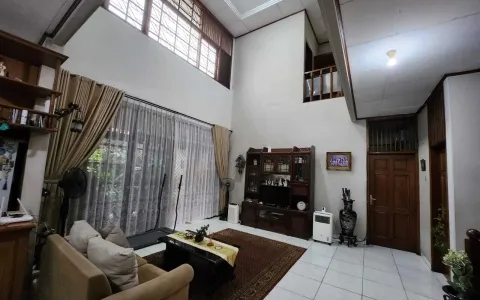 Rumah Semi Furnished di Ulujami Pesanggrahan, Jakarta Selatan