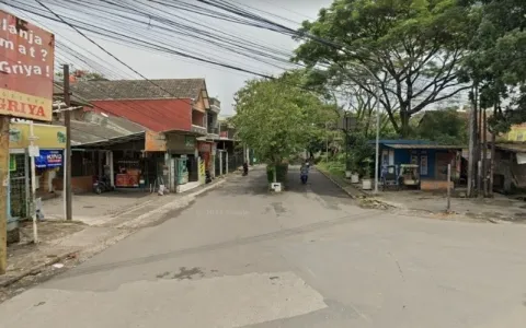 Lelang Rumah 2 Lantai Jl Uranus Tengah Buah Batu, Bandung