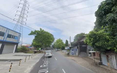 Lelang Gudang Murah Usaha Toko Bangunan Sumber Cirebon