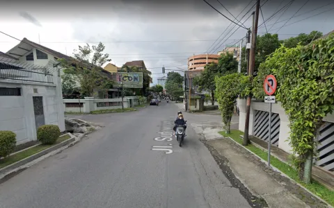 Lelang Rumah Jalan Sutowijoyo Surakarta, Jawa Tengah