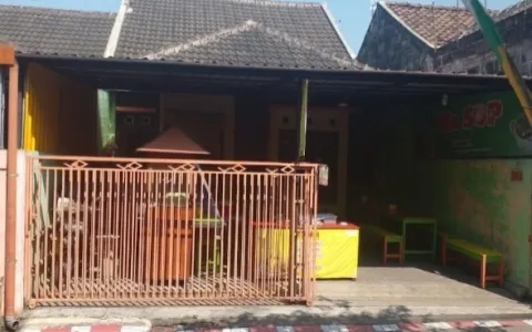 LELANG RUMAH DUSUN TRINI, SLEMAN, DAERAH ISTIMEWA YOGYAKARTA