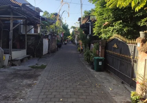 LELANG RUMAH 2 LT JALAN CENINGAN SARI, DENPASAR, BADUNG, BALI