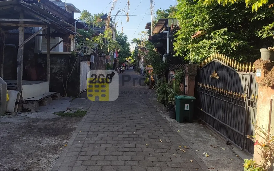 LELANG RUMAH 2 LT JALAN CENINGAN SARI, DENPASAR, BADUNG, BALI