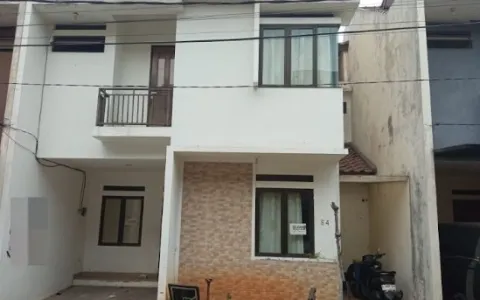 Lelang Rumah Perumahan D Crown Residence Ciputat, Tangerang