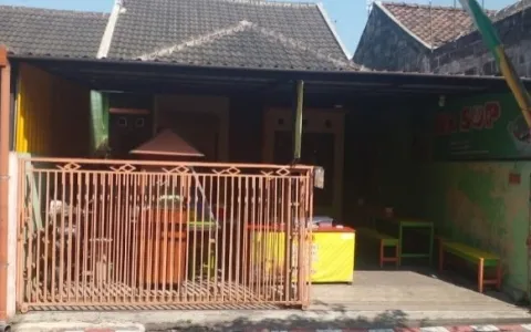 LELANG RUMAH DUSUN TRINI, SLEMAN, DAERAH ISTIMEWA YOGYAKARTA