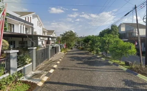 Lelang Rumah 2 Lt Tamansari Hills Residence Tembalang, Semarang