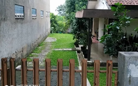 DIJUAL CEPAT, Tanah dan Bangunan (931m2) di Jalan Protokol Gegerkalong, Bandung