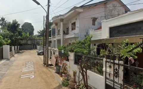 Lelang Rumah 2 Lantai Komplek Deplu Pondok Aren, Tangerang Selatan