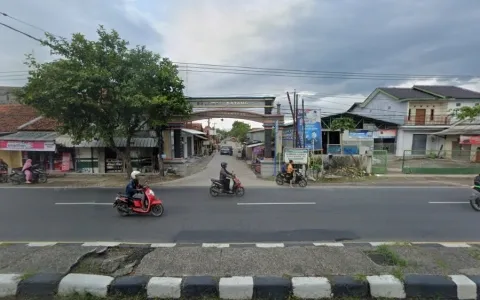 LELANG RUMAH 2 LANTAI JL H ABDUL NGALIM, LOSARI, CIREBON