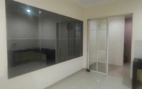 DIJUAL, Rumah Green Lake City Cluster West Europe 4x15, Duri Kosambi, Jakarta Barat