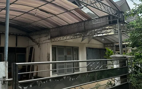 Lelang Rumah 2 Lantai di Perumahan Taman Century, Pekayon Bekasi