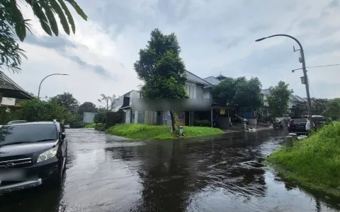 LELANG RUMAH MEWAH 2 LANTAI PERUMAHAN GREEN ANDARA RESIDENCE, DEPOK