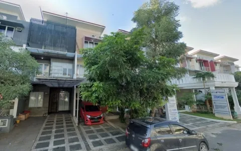 Lelang Rumah 3 lantai, Komplek The Central Sukajadi, BATAM, KEPULAUAN RIAU