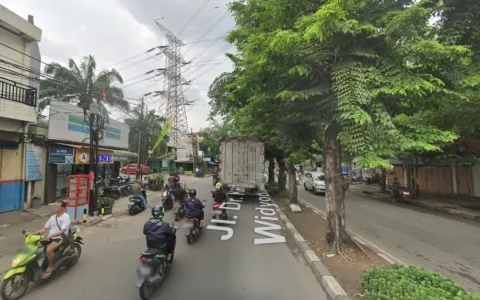 LELANG PERUMAHAN JATINEGARA INDAH 2 LANTAI, CAKUNG, JAKARTA TIMUR