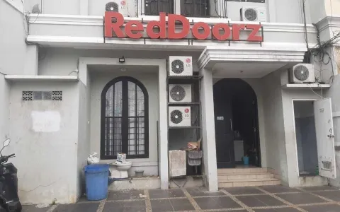 LELANG HOTEL JL. YADO, GANDARI AUTARA, KEBAYORAN BARU, JAKARTA SELATAN