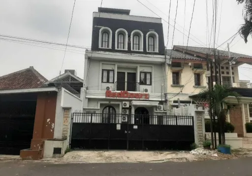 LELANG HOTEL JL. YADO, GANDARI AUTARA, KEBAYORAN BARU, JAKARTA SELATAN