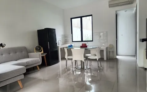 Disewakan Rumah Citra Garden Puri 7x23 Full Furnished, Duri Kosambi, Jakarta Barat