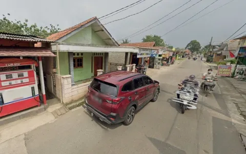 AJB DEBITUR RUMAH JL. PADAT KARYA, KAMPUNG SAMPROK, CIKUPA, TANGERANG