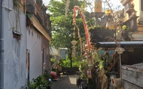 LELANG RUMAH PERUMAHAN SWAMANDALA DENPASAR BARAT, BALI