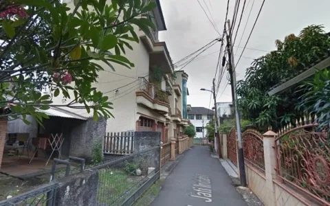 Lelang Rumah Mewah 2 lantai, Pondok Pinang, Jakarta Selatan