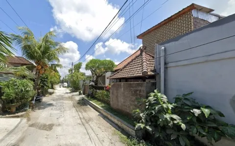 LELANG RUMAH 2 LANTAI JL SEKAR TUNJUNG, DENPASAR, BALI