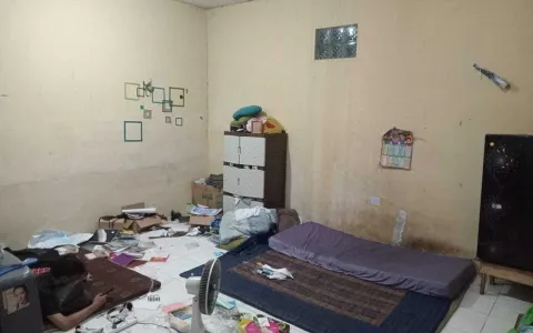 Dijual Rumah di Pejuang Jaya 4x15 Full Renovasi, Medan Satria, Bekasi