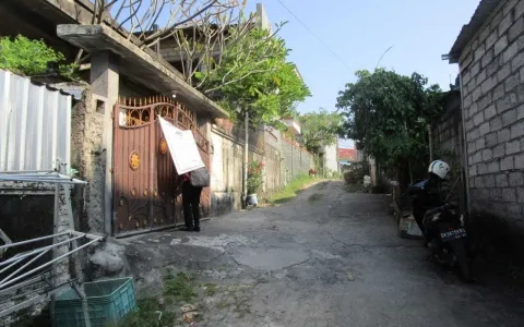 LELANG RUMAH 2 LANTAI, JL GUNUNG MAS, DENPASAR BARAT, BALI