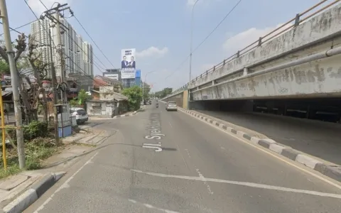 LELANG RUMAH 2 LTCLUSTER TAMAN PERMATA PURI JL H NIMIN RAWA CENGKARENG