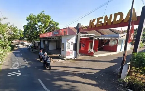 LELANG RUMAH 1 LANTAI CLUSTER PURI KENDA, NGALIYAN SEMARANG