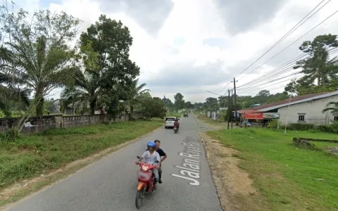 LELANG TANAH KOSONG LUAS 7533 m2 JL. RAYA SINGKAWANG, KALIMANTAN BARAT