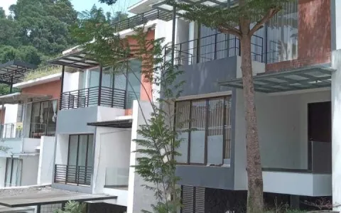 AJB DEBITUR TOWNHOUSE PRAMESTHA MOUNTAIN CITY - CLUSTER ALINDA BANDUNG