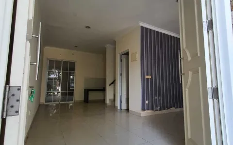 Dijual Rumah Green Lake City Cluster Europe 6x15, Duri Kosambi, Jakarta Barat