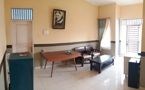 DIJUAL, Rumah Taman Bromo Lippo Karawaci, 9x18 Full Furnished, Jl. Gunung Davos, Kelapa Dua, Tangerang