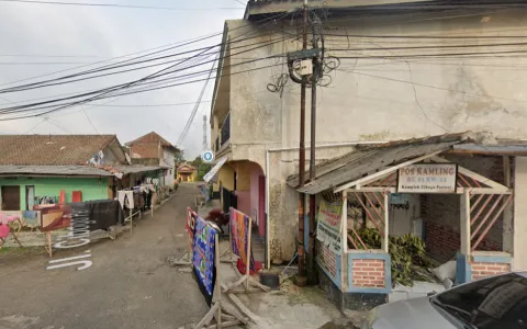 LELANG RUMAH 2 LT KOMPLEK CIBOGO PERMAI CIMAHI SELATAN