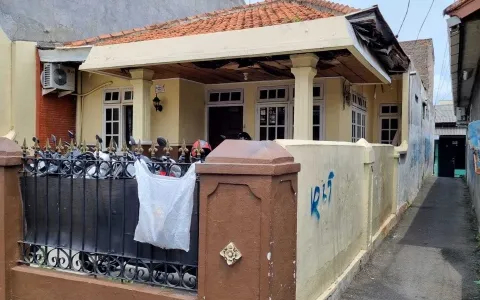 Dilelang Rumah di Pesanggrahan, Jakarta Selatan