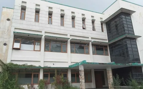 AJB DEBITUR GEDUNG EX. SEKOLAH JL. TUBAGUS ISMAIL, KOTA BANDUNG