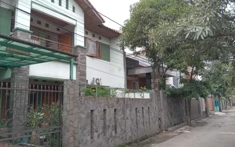 AJB DEBITUR RUMAH 2 LANTAI JL. SUKAATI PERMAI, REGOL, BANDUNG