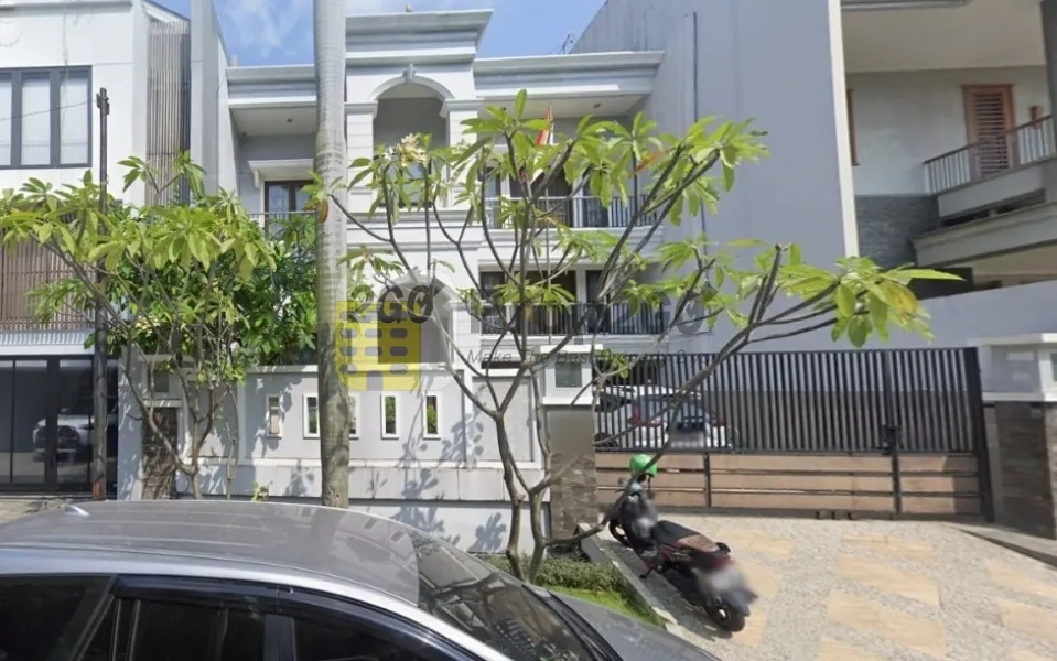 DIJUAL CEPAT Rumah Tinggal 2 Lantai di Taman Sunter Agung 2, Jakarta Utara