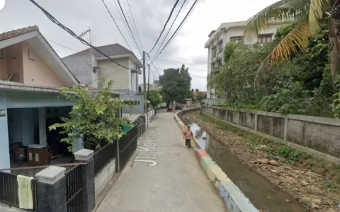 LELANG RUMAH JL. BERSIH, KP. CIPAYUNG CIBINONG, KABUPATEN BOGOR