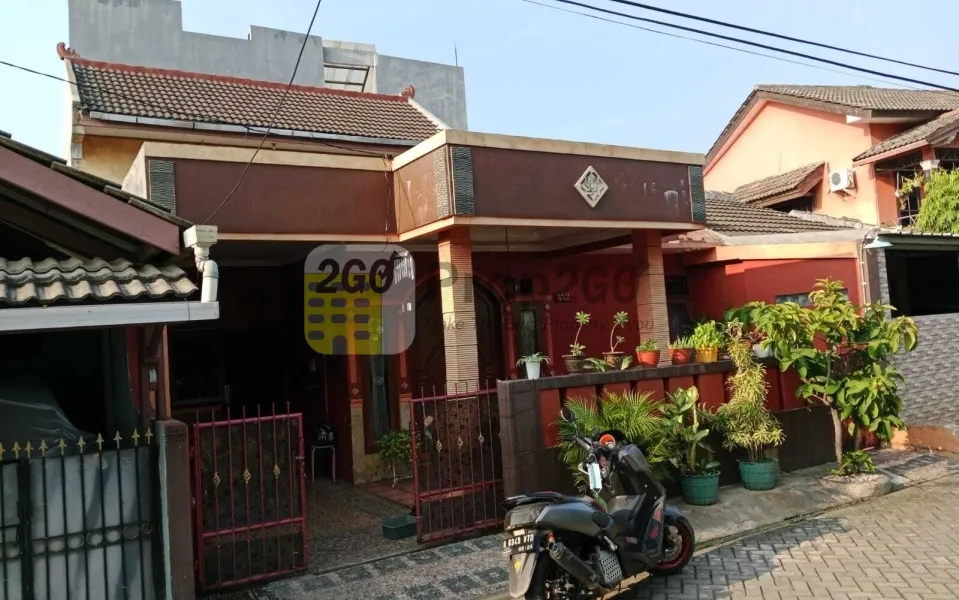 Dijual Rumah 2 Lantai, di Komp Pinang Griya Permai, Kota Tangerang