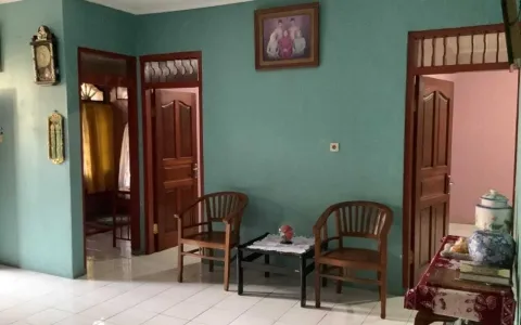 Dijual Rumah Hook 2 Lantai di Komp. Pinang Griya Permai, Kota Tangerang, Banten