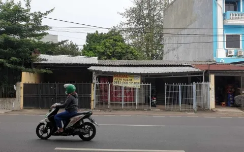 AJB DEBITUR RUMAH JL CIPUTAT RAYA KEBAYORAN LAMA, JAKARTA SELATAN