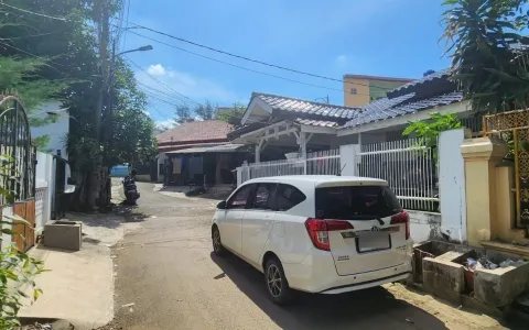 LELANG RUMAH KOMPLEK TAMAN MERUYA ILIR, KEMBANGAN JAKARTA BARAT