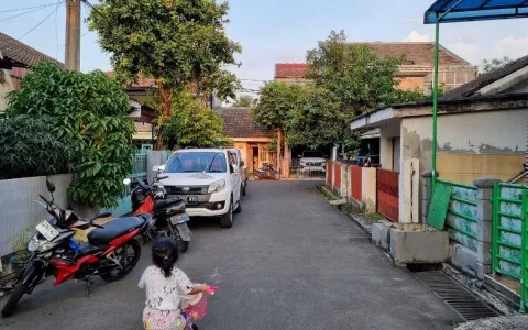 AJB DEBITUR PERUMAHAN TAMAN KEDAUNG,PAMULANG CIPUTAT TANGERANG SELATAN