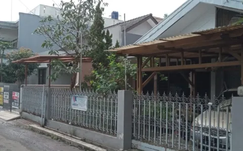 AJB DEBITUR RUMAH JL. LEUWISARI KEBON LEGA, BOJONGLOA, KIDUL, BANDUNG