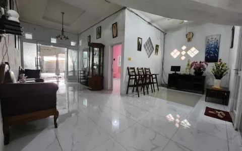 Di Jual Kost Kostan Exsclusive  2,5 Lantai  Pasar Minggu Jakarta Selatan