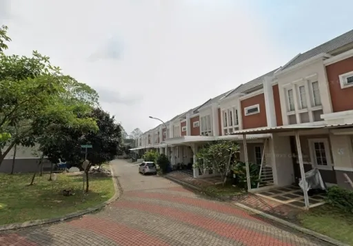 Dijual Rumah 2 Lantai Full Furnished di The Savia BSD City